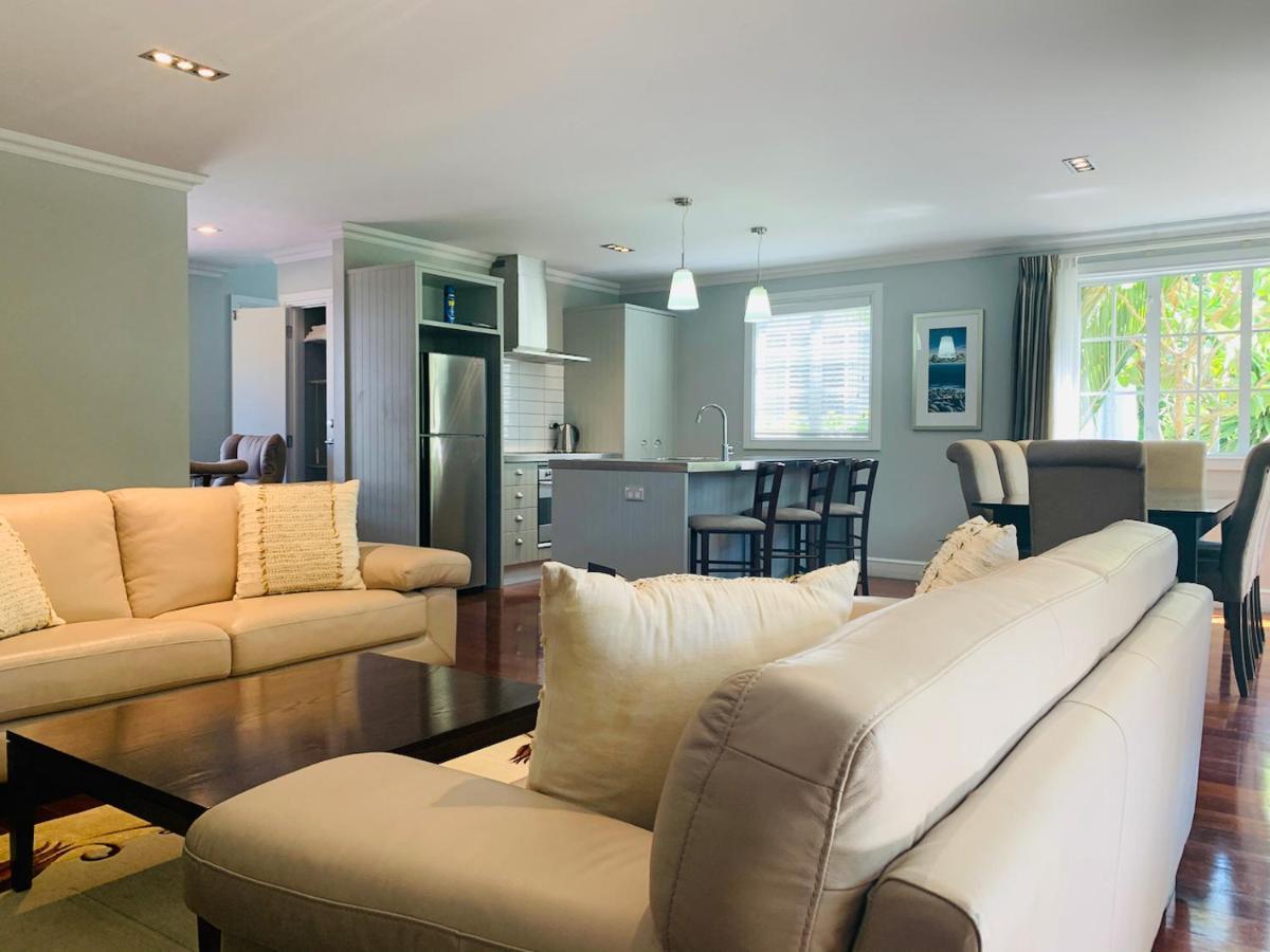 Tinkerbell Cottage 2-4 Bedroom- Russell Cottages Collection Экстерьер фото