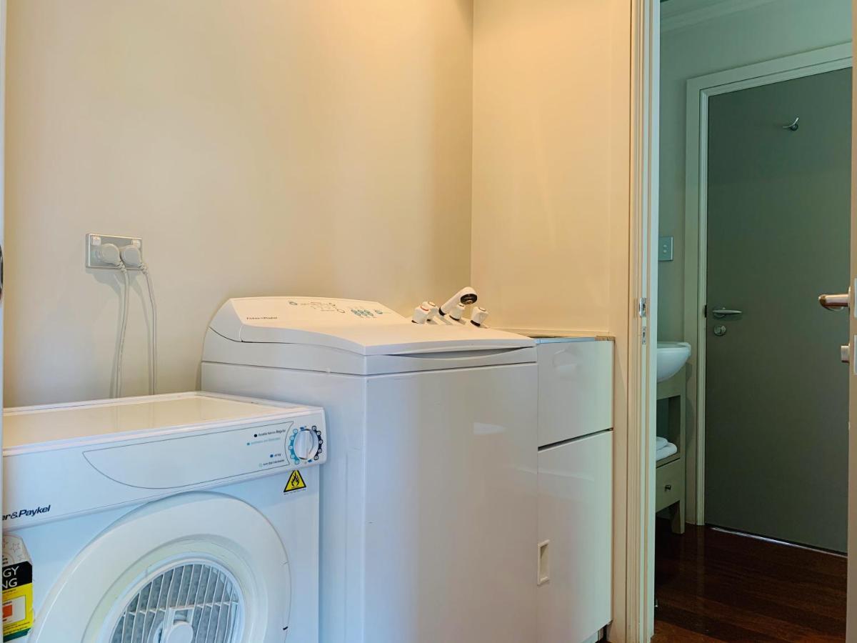 Tinkerbell Cottage 2-4 Bedroom- Russell Cottages Collection Экстерьер фото